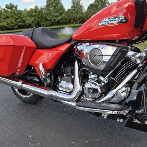 FLTRX 2026 Road Glide® thumb 3