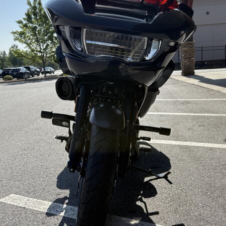 2026 CVO Road Glide ST Inferno Gray thumb 3
