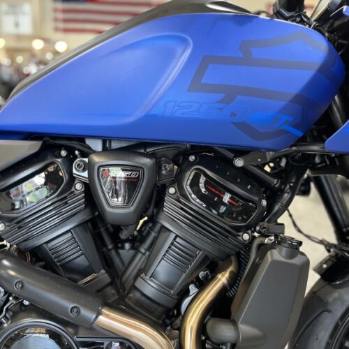 RA1250ST 2026 Pan America® 1250 ST thumb 2