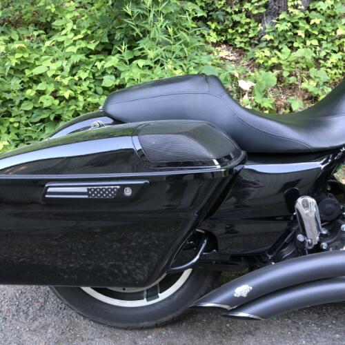 2018 Harley-Davidson® Street Glide® Vivid Black thumb 2