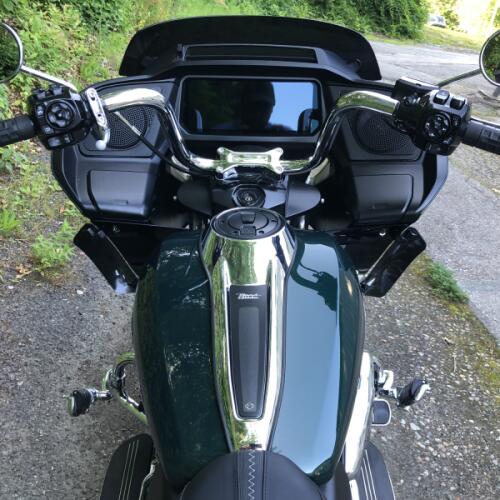 2024 Harley-Davidson® Road Glide™ Alpine Green thumb 0
