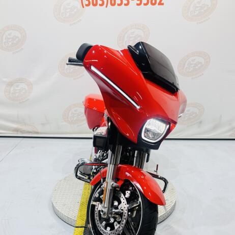 2026 Street Glide® FLHX thumb 1