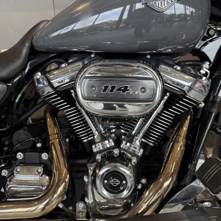 FLHXS 2022 Street Glide® Special thumb 2