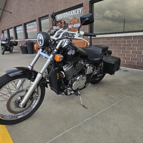 VT750DC 2005 Shadow® Spirit 750 thumb 1