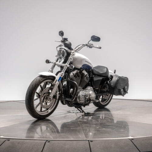 2015 HARLEY-DAVIDSON XL883L XL 883 in White Hot/ Blue Hot thumb 1