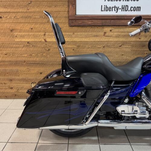 2016 Harley-Davidson® CVO™ Street Glide® Black Licorice with Midnight Cobalt Flames FLHXSE thumb 0