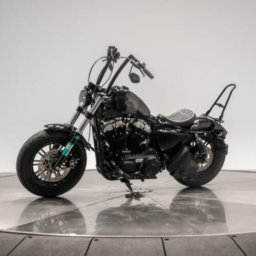 2018 Harley-Davidson XL1200X Sportster Forty-Eight in Vivid Black thumb 0