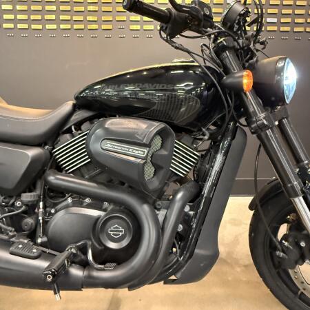 2017 Harley-Davidson® Harley-Davidson Street® 750 Vivid Black thumb 3