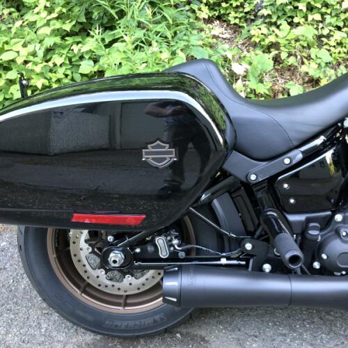 2024 Harley-Davidson® Low Rider® ST Vivid Black thumb 2