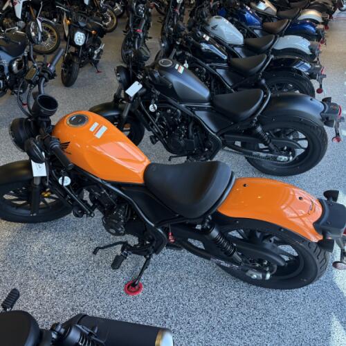 2024 Honda Rebel® 300 ABS thumb 2