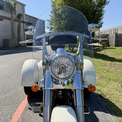 2019 Harley-Davidson Freewheeler FLRT  thumb 3