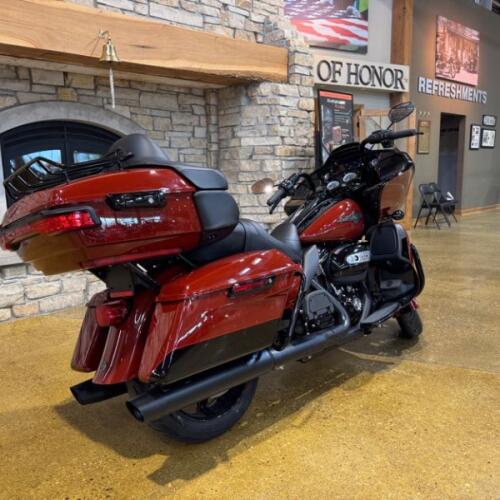 Harley-Davidson® Road Glide™ Limited 2024 FLTRK RED ROCK/VIVID thumb 3