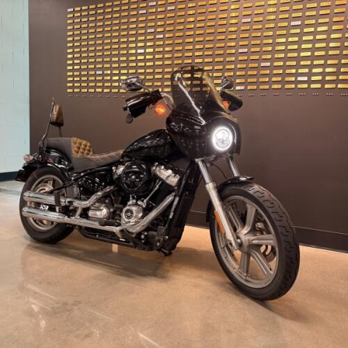 2022 Harley-Davidson® Softail Standard® Vivid Black thumb 1
