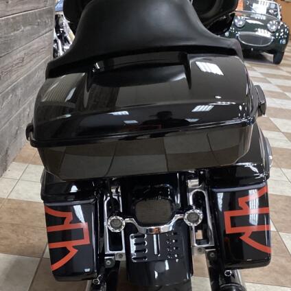 2019 Harley-Davidson® Electra Glide® Standard Vivid Black thumb 1
