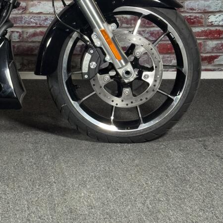 FLTRT 2026 Road Glide 3 thumb 1