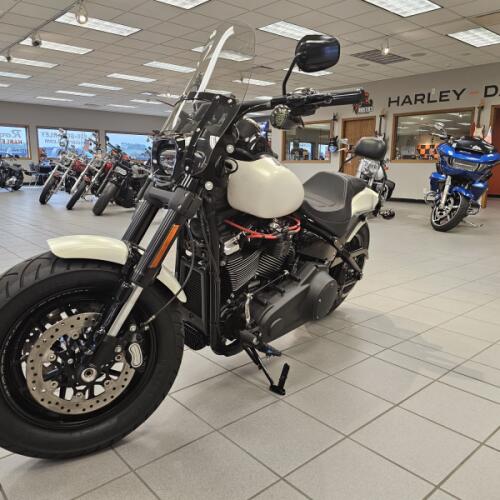 FXFB 2018 Fat Bob® thumb 1