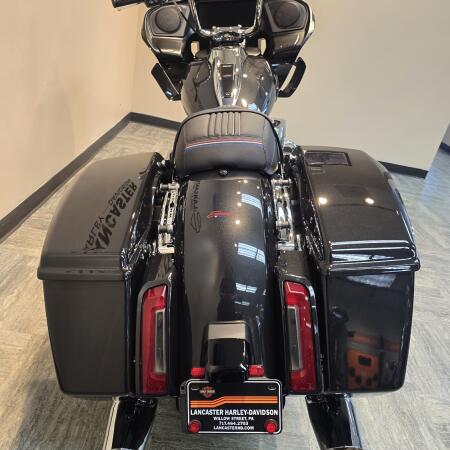 2026 Harley-Davidson® Road Glide® Midnight Ember FLTRX thumb 2