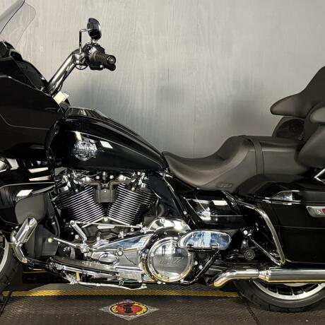 2026 FLTRXL  Road Glide Limited thumb 2