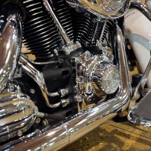 FLSTNI 2006 Softail® Deluxe thumb 1