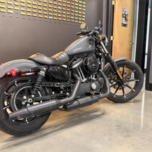 2022 Harley-Davidson® Iron 883™ Gunship Gray thumb 0