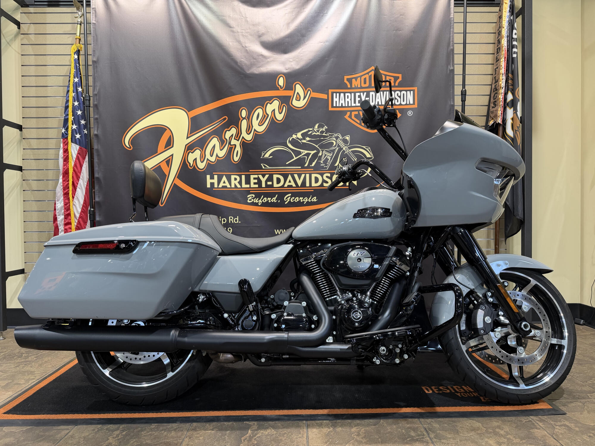 2025 Harley-Davidson® Road Glide® BILLIARD GRAY