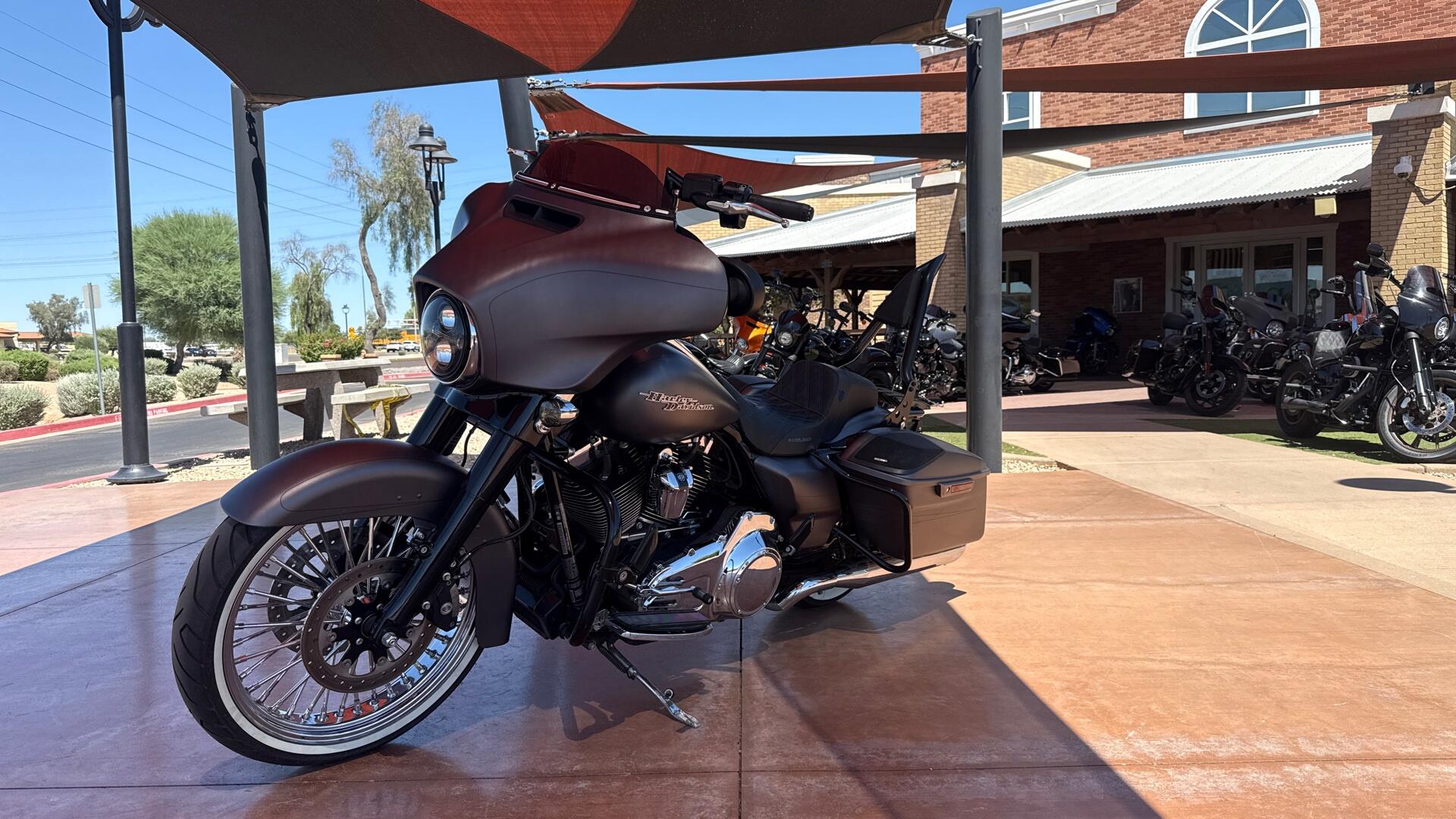 FLHXS 2016 Street Glide® Special