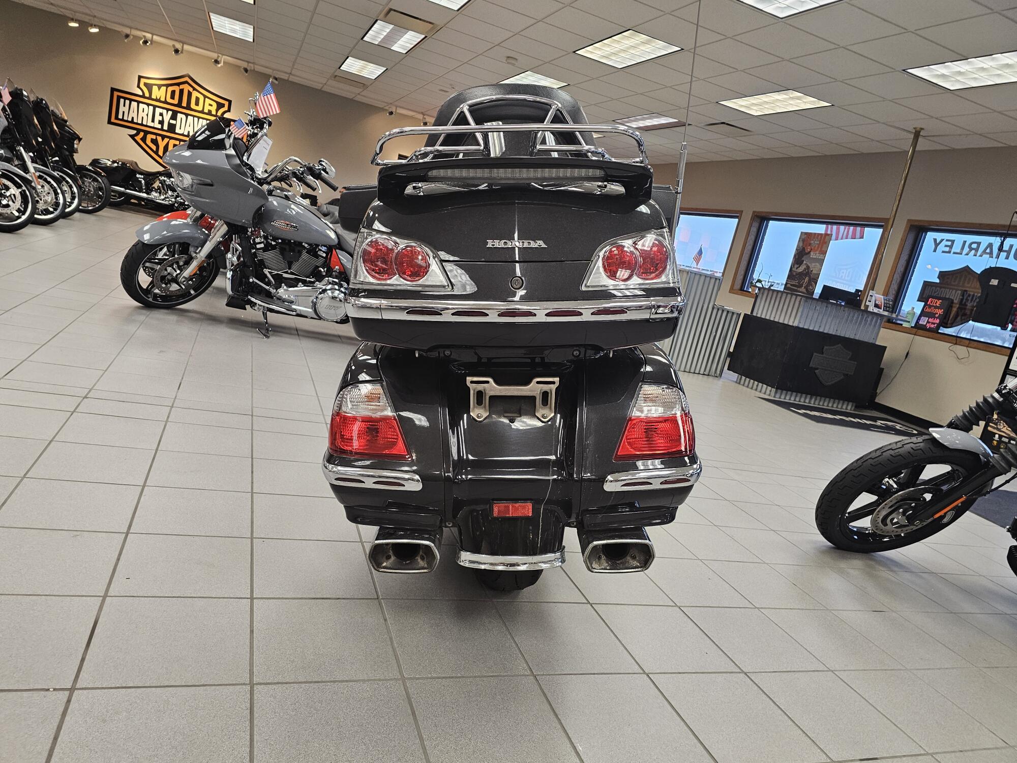 GL1800P 2007 Gold Wing® Premium Audio, photo 7
