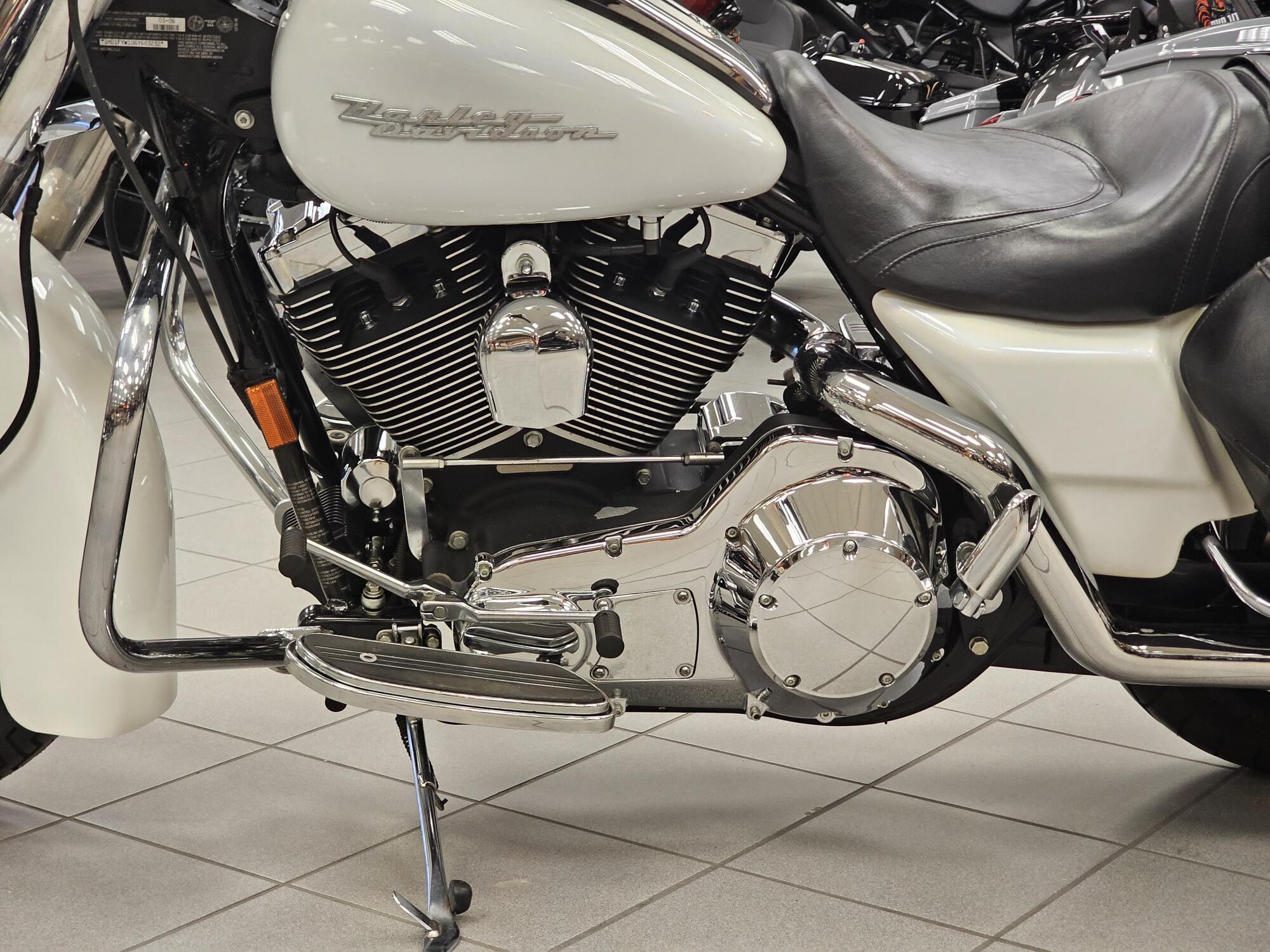 FLHRSI 2006 Road King Custom, photo 15