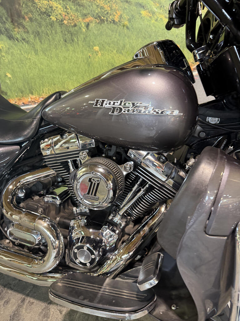 2015 Harley-Davidson® Street Glide® Special No Gimmicks, No Hidden Fees, photo 3