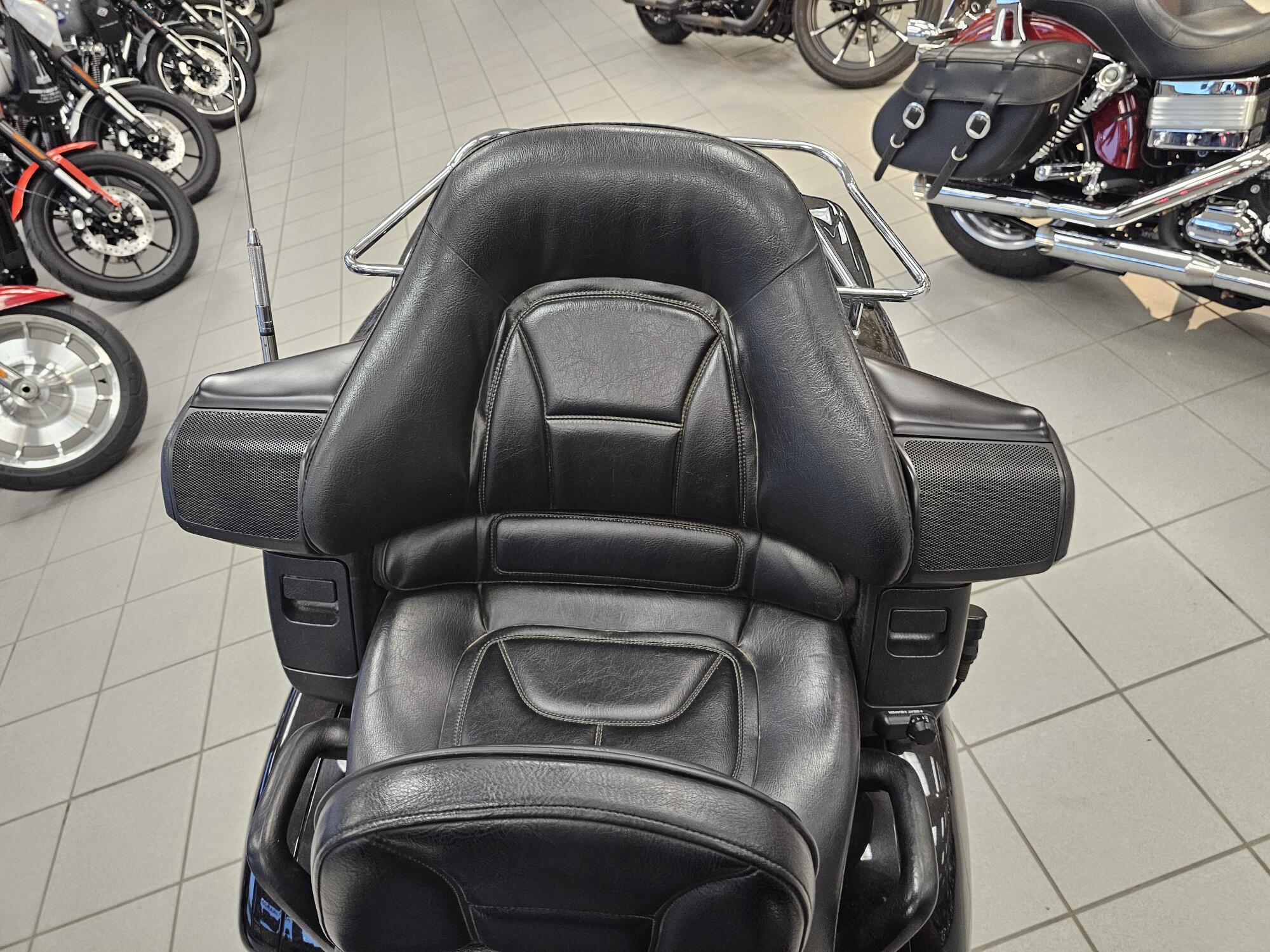 GL1800P 2007 Gold Wing® Premium Audio, photo 25