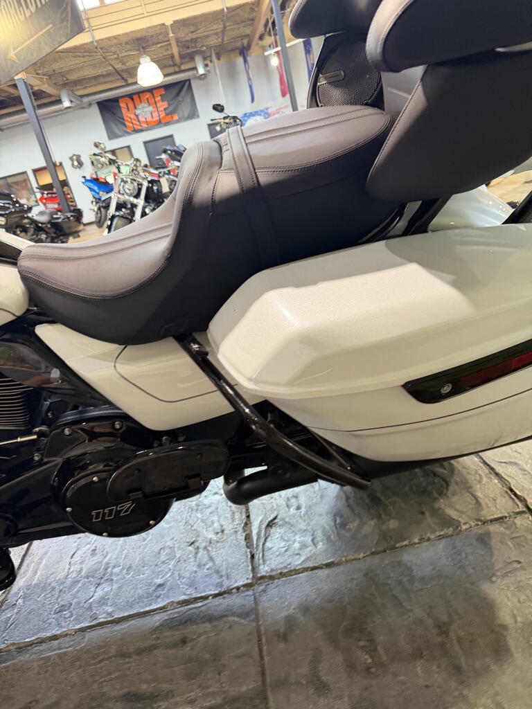 2026 Harley-Davidson® Street Glide Limited No Gimmicks, No Hidden Fees, photo 15
