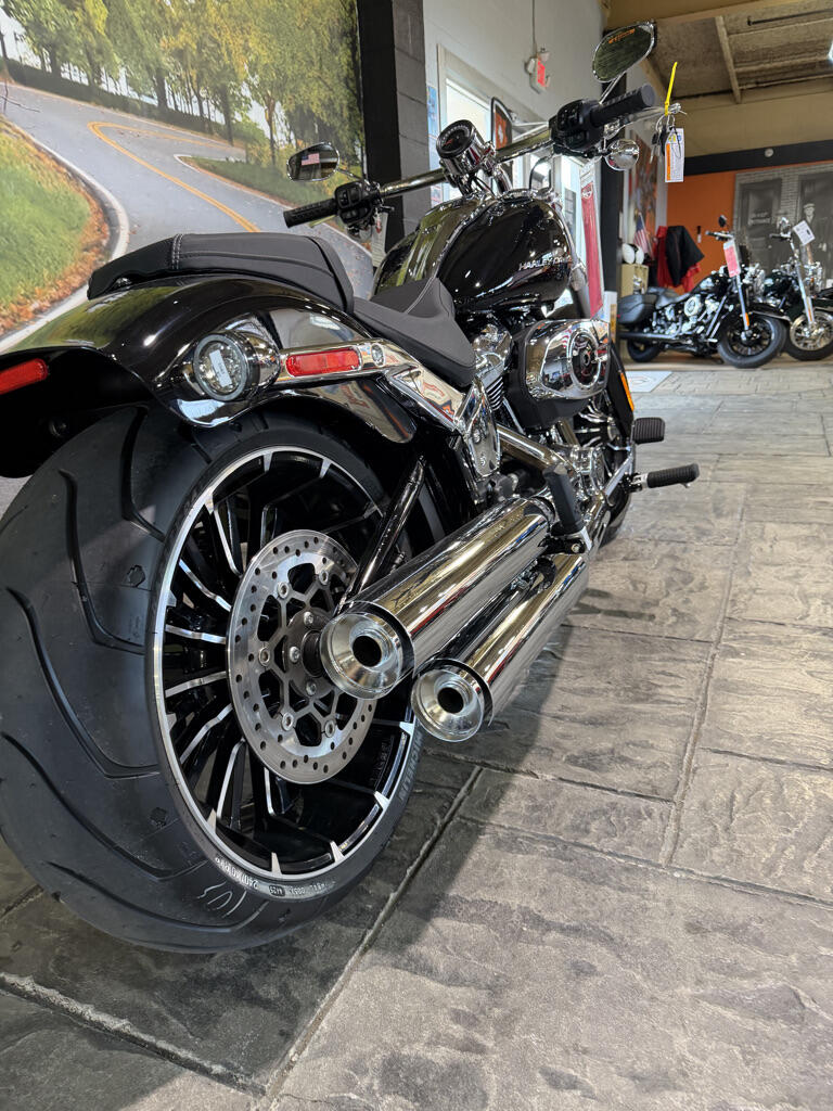 2026 Harley-Davidson® Breakout®, photo 18