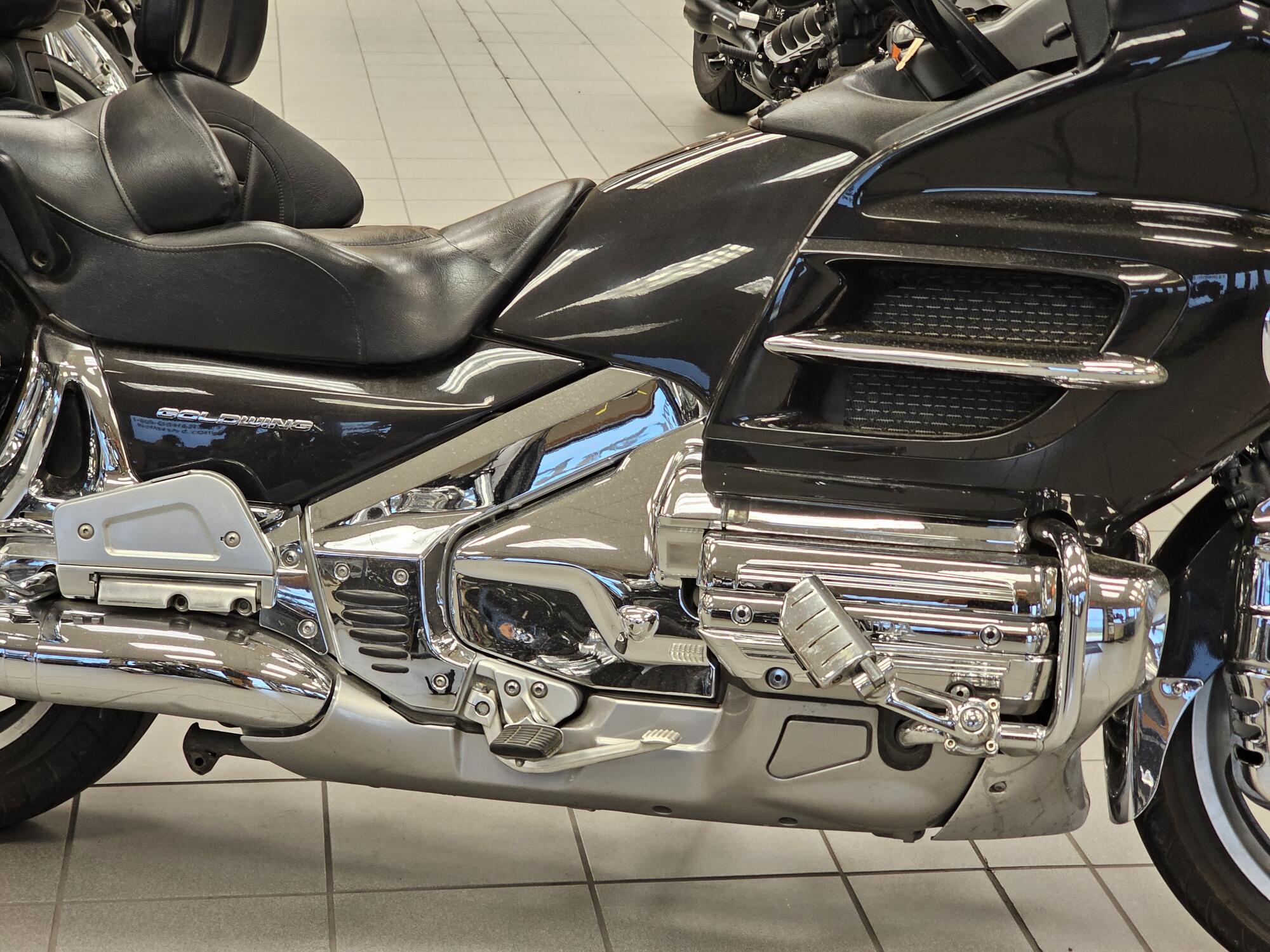 GL1800P 2007 Gold Wing® Premium Audio, photo 11