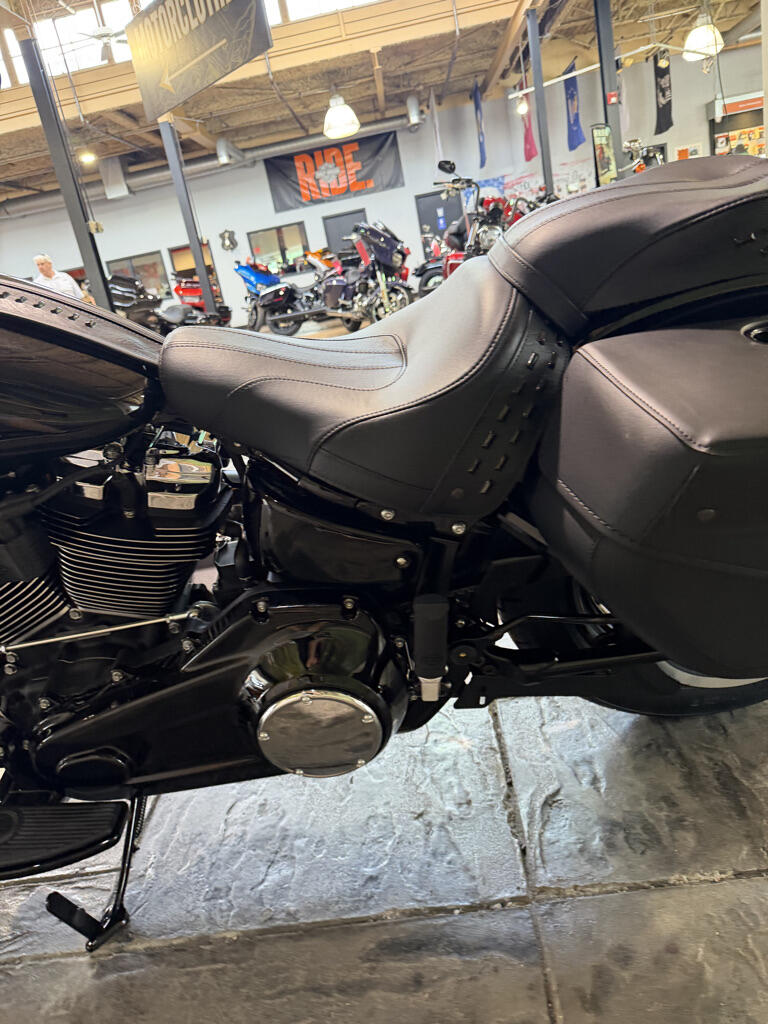 2026 Harley-Davidson® Heritage Classic®, photo 13