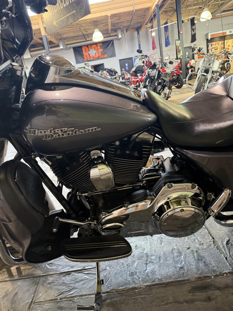 2015 Harley-Davidson® Street Glide® Special No Gimmicks, No Hidden Fees, photo 12