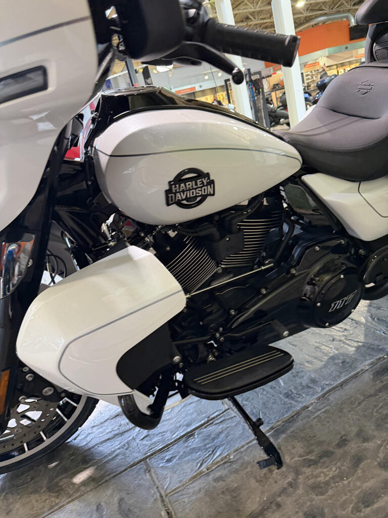 2026 Harley-Davidson® Street Glide Limited No Gimmicks, No Hidden Fees, photo 13