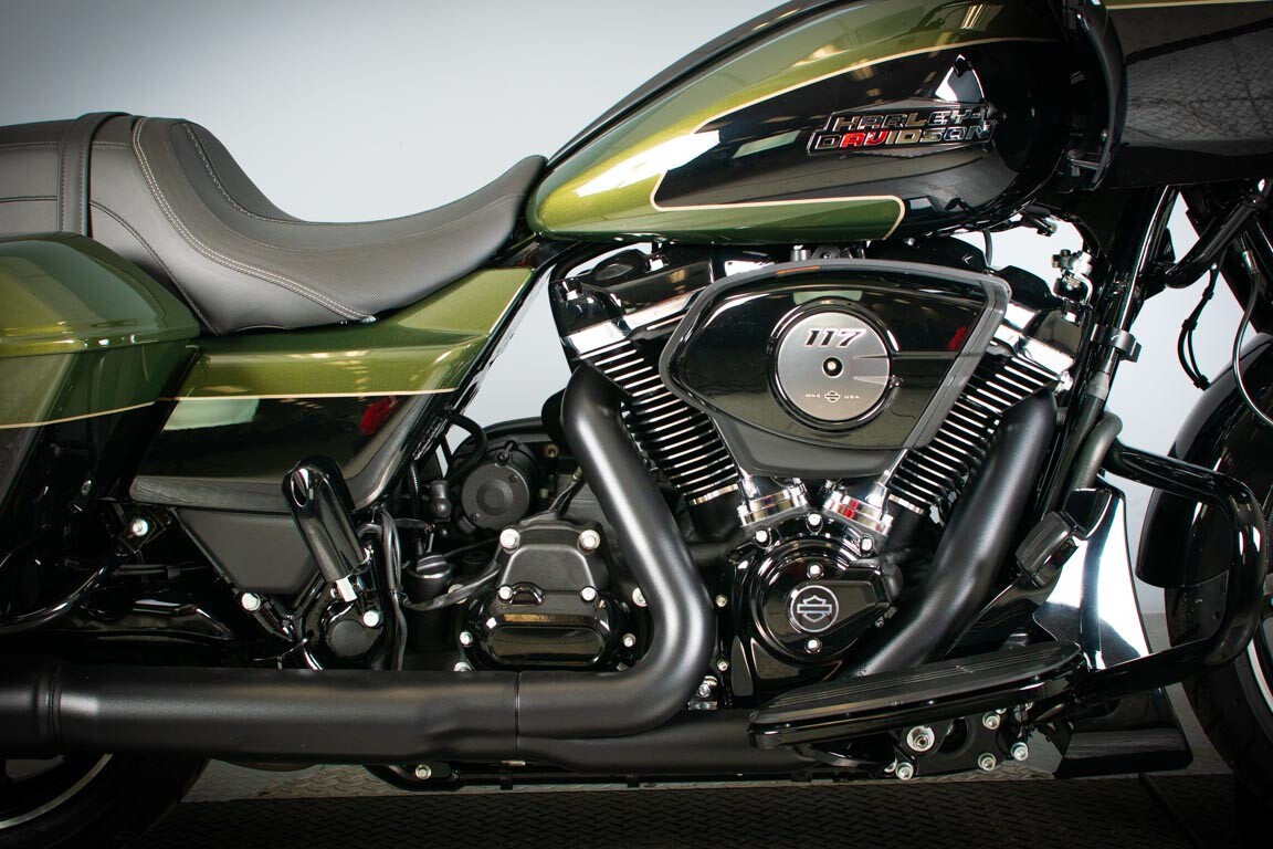 2026 Harley-Davidson® Road Glide™ FLTRX, photo 11