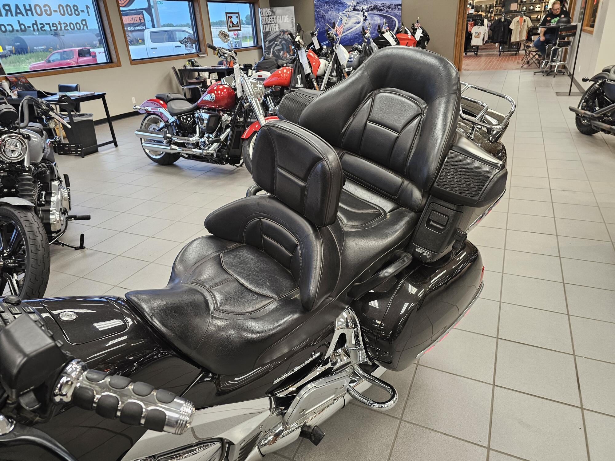 GL1800P 2007 Gold Wing® Premium Audio, photo 24