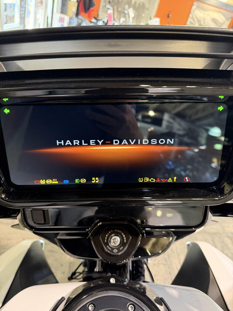 2026 Harley-Davidson® Street Glide Limited No Gimmicks, No Hidden Fees, photo 19