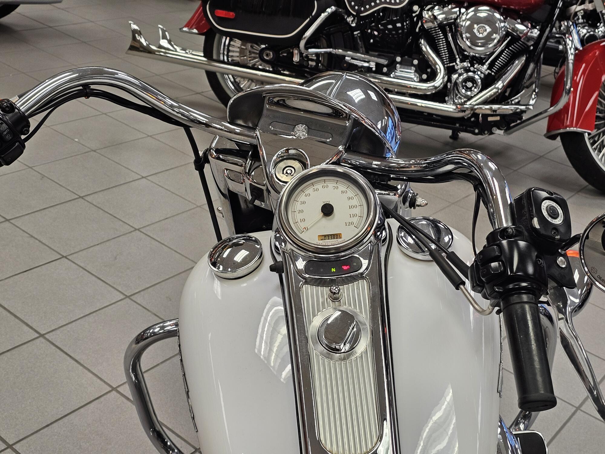 FLHRSI 2006 Road King Custom, photo 22