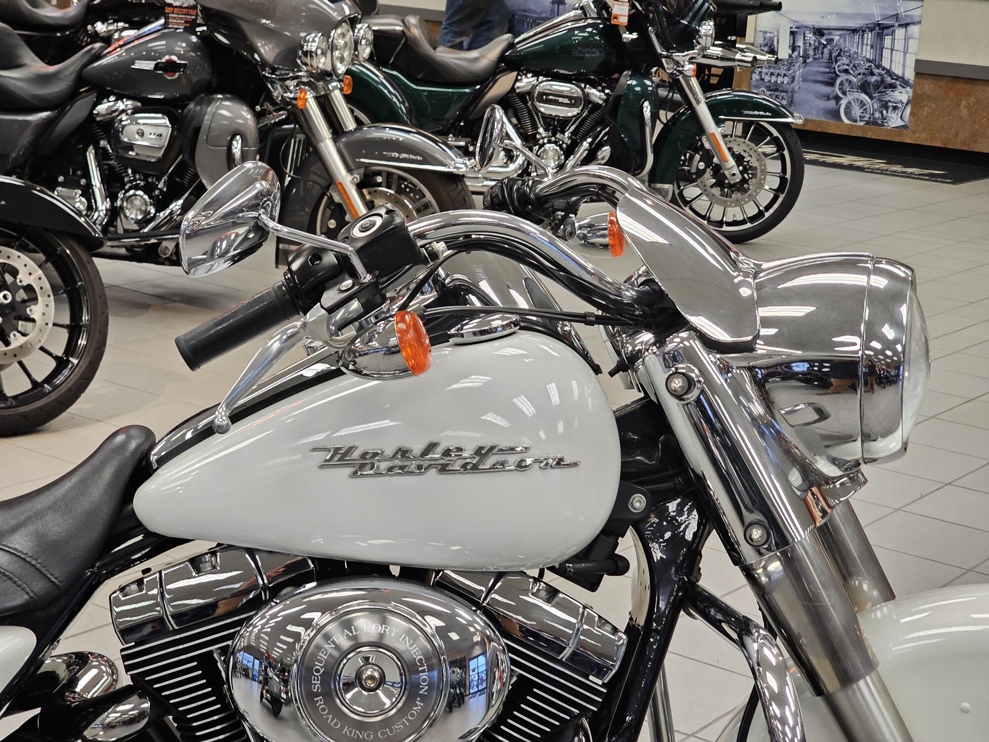 FLHRSI 2006 Road King Custom, photo 10