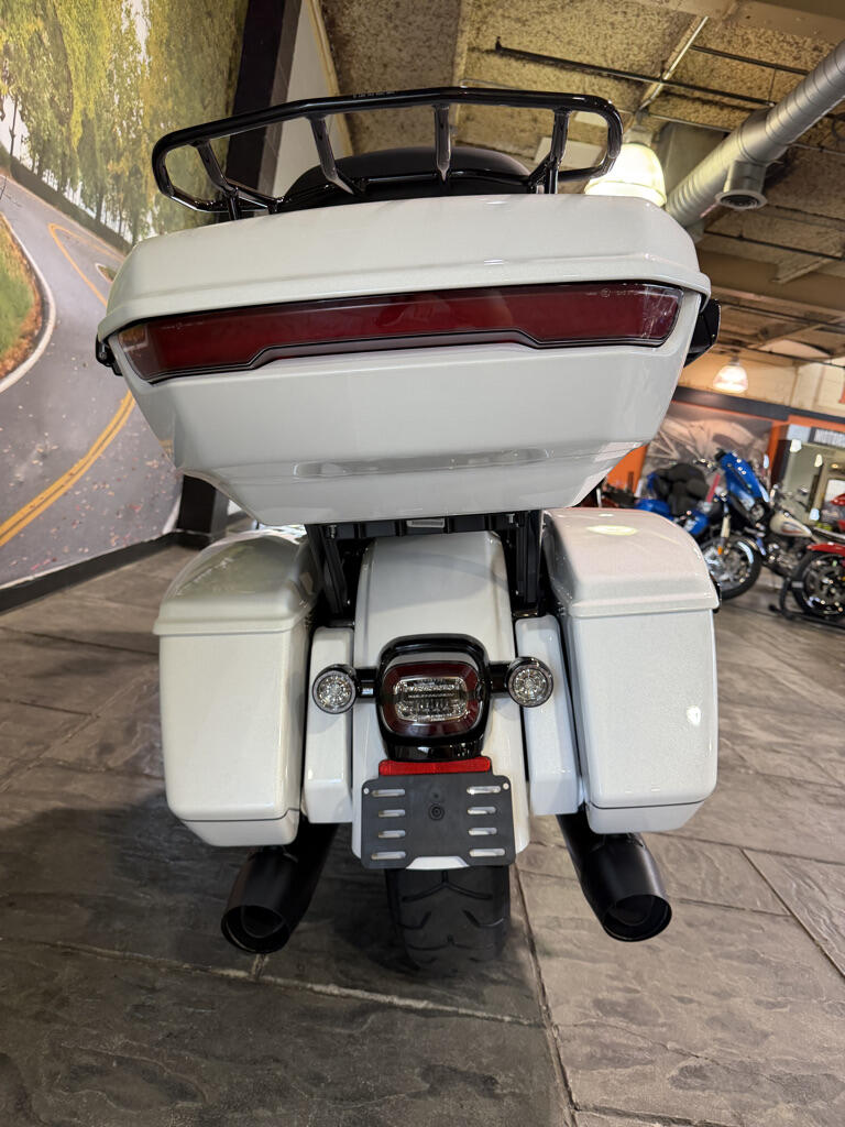 2026 Harley-Davidson® Street Glide Limited No Gimmicks, No Hidden Fees, photo 23
