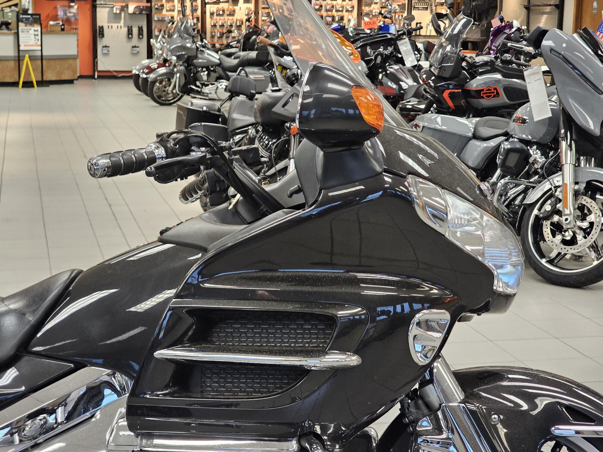 GL1800P 2007 Gold Wing® Premium Audio, photo 9