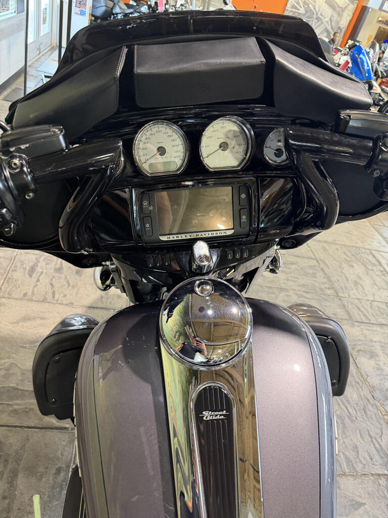 2015 Harley-Davidson® Street Glide® Special No Gimmicks, No Hidden Fees, photo 15