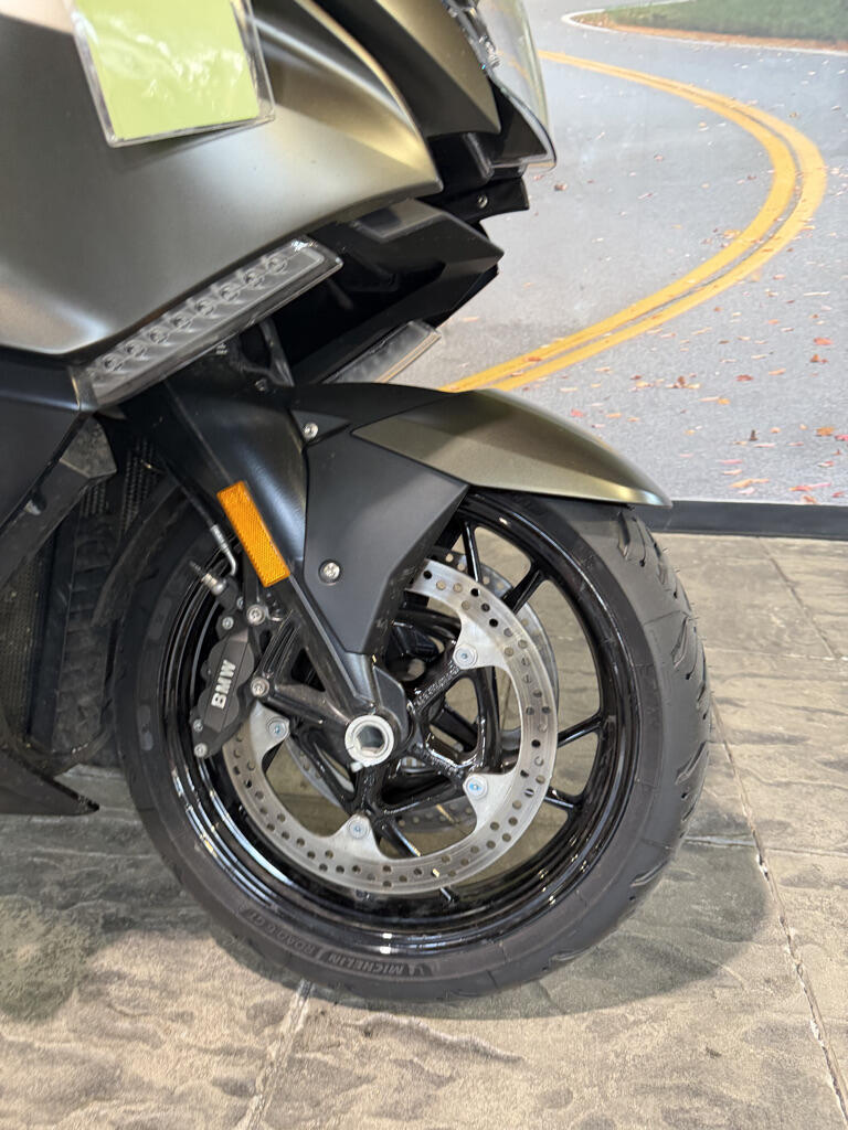 2024 BMW Motorrad K 1600 B No Gimmicks, No Hidden Fees, photo 6