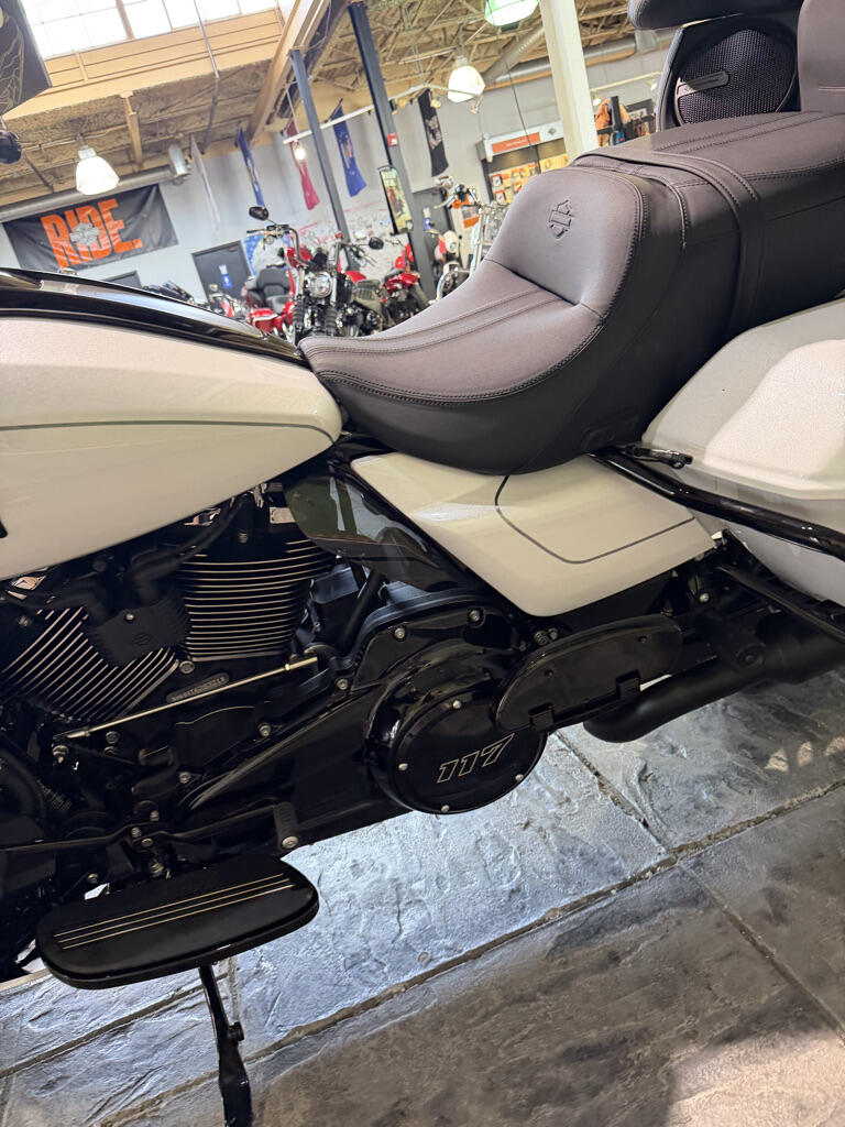 2026 Harley-Davidson® Street Glide Limited No Gimmicks, No Hidden Fees, photo 14