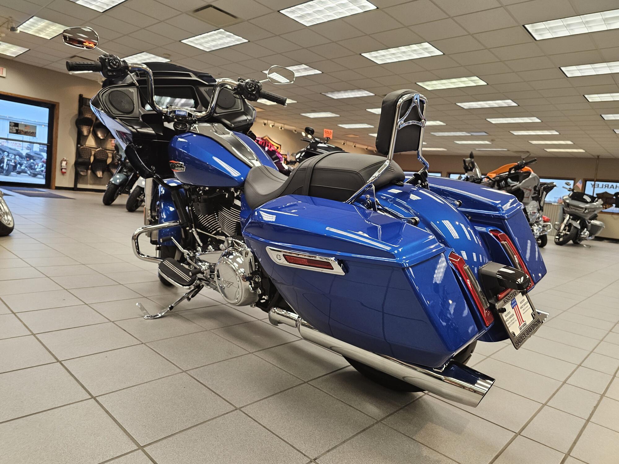 FLTRX 2025 Road Glide™, photo 6