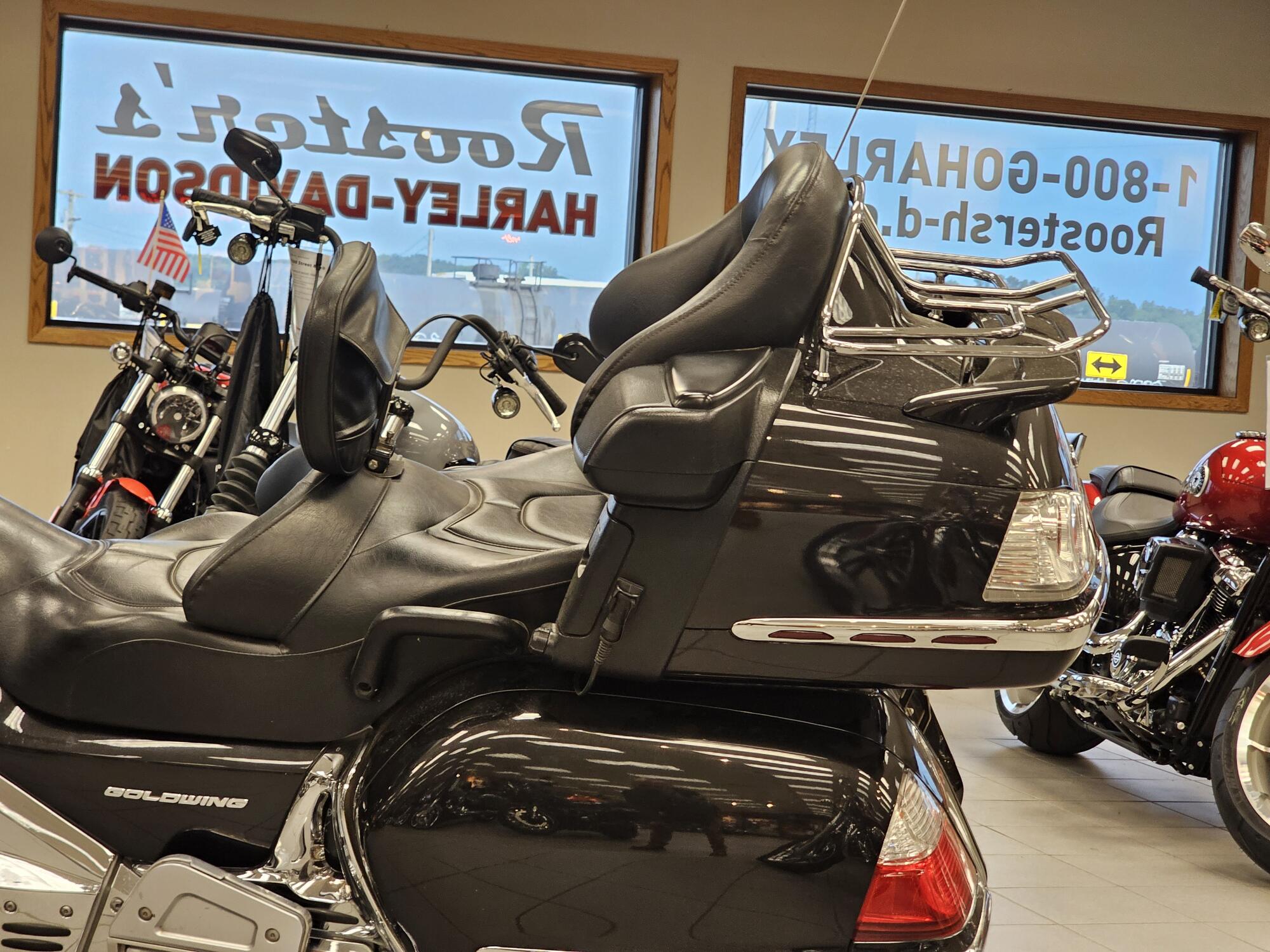 GL1800P 2007 Gold Wing® Premium Audio, photo 18