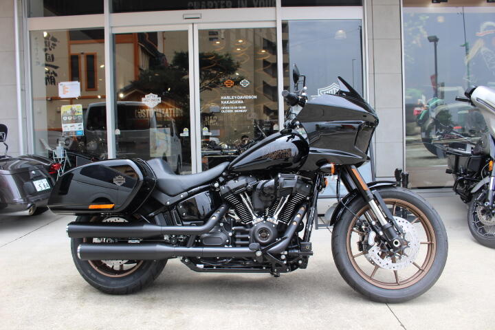 2024 Harley-Davidson® Low Rider™ ST Vivid Black
