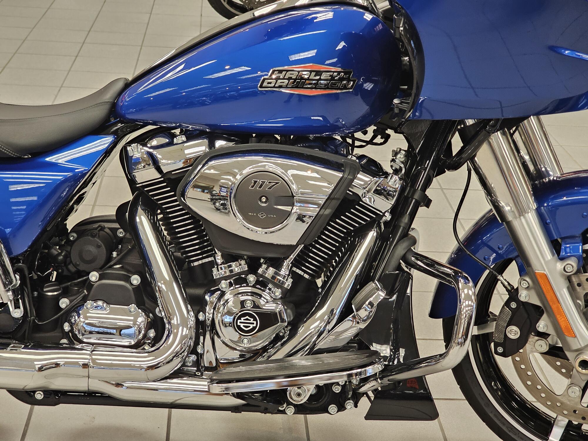 FLTRX 2025 Road Glide™, photo 11